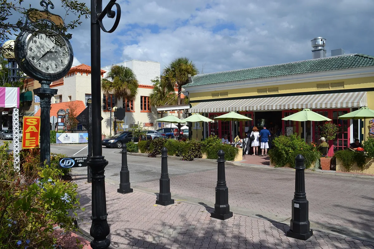 Street corner in Historic Cocoa Village