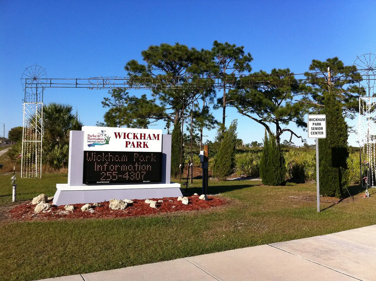 Entrance sign at Wickham Park in Melbourne