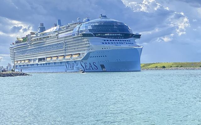 Star of the Seas sailing out of Port Canaveral